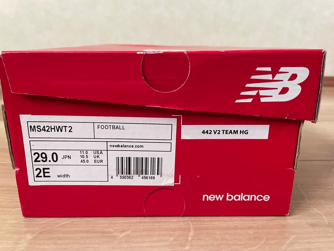 友理奈　new balance 442 V2 team HG