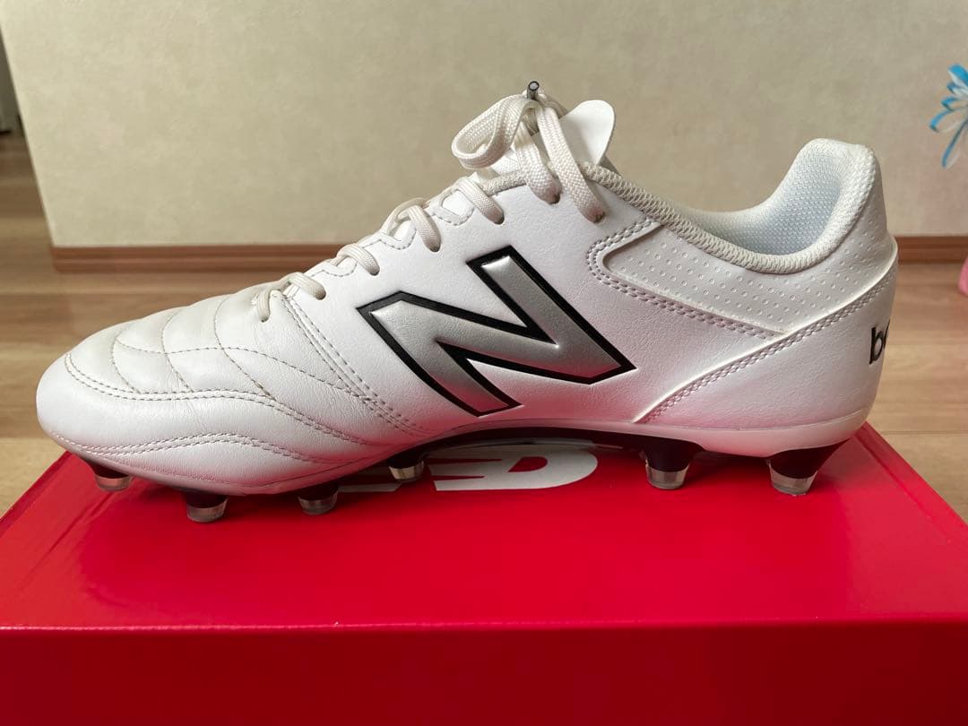 友理奈　new balance 442 V2 team HG
