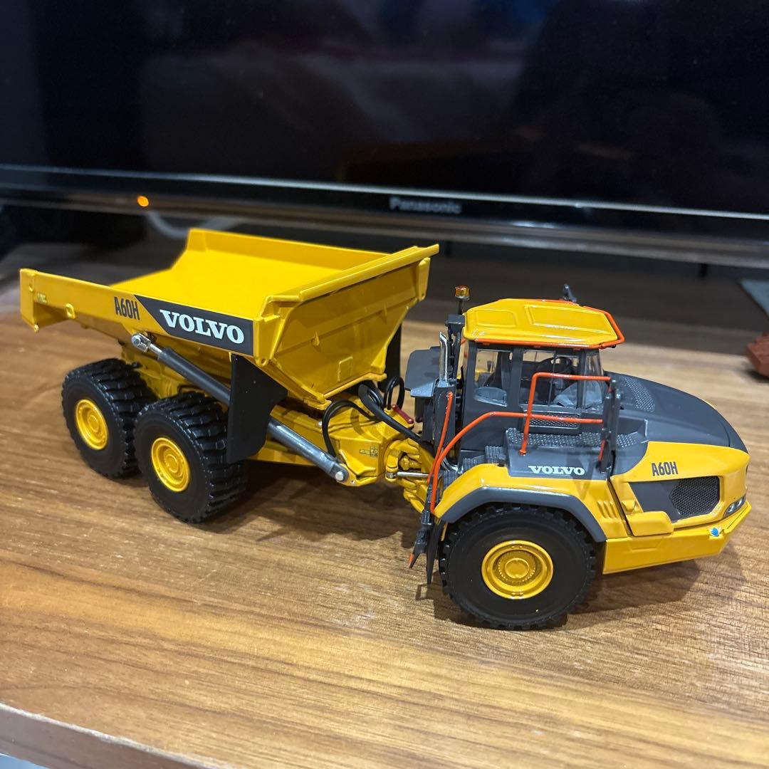 WSI 1/50 VOLVO A60H アーティキュレイテッドダンプ