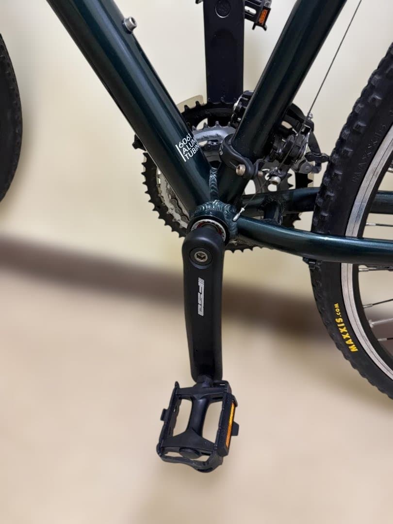 ルイガノ TRX2 定価8.2万
