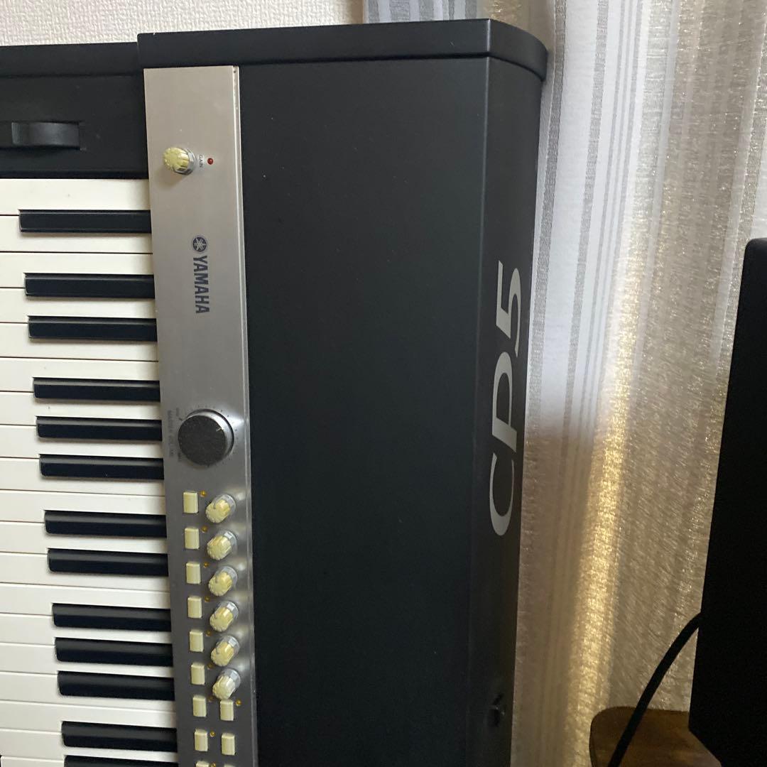Yamaha CP5 88鍵 デジタルピアノ別売り譜面台付き。