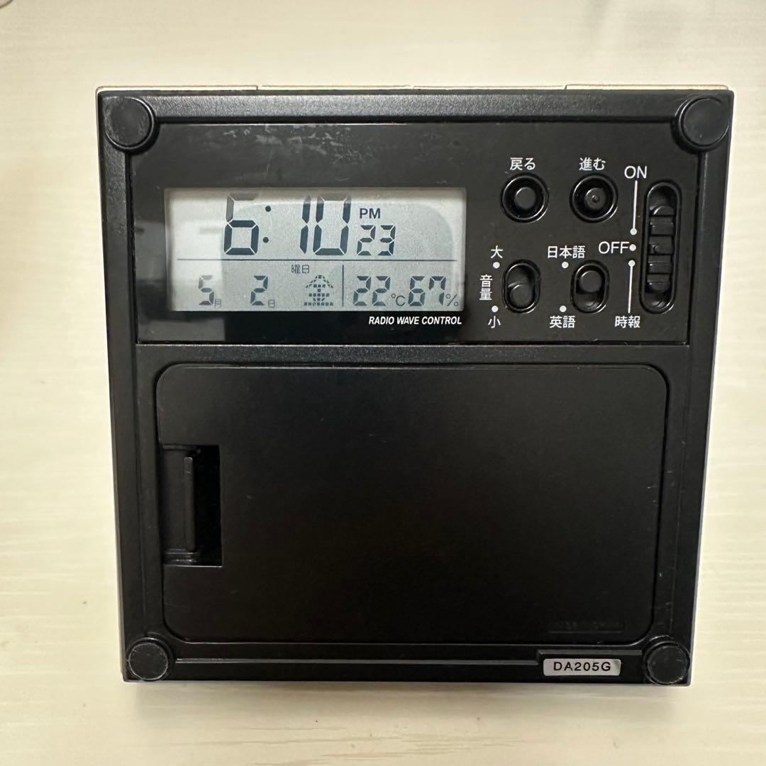 SEIKO セイコー 電波時計 置き時計 DA205G ピラミッドトーク