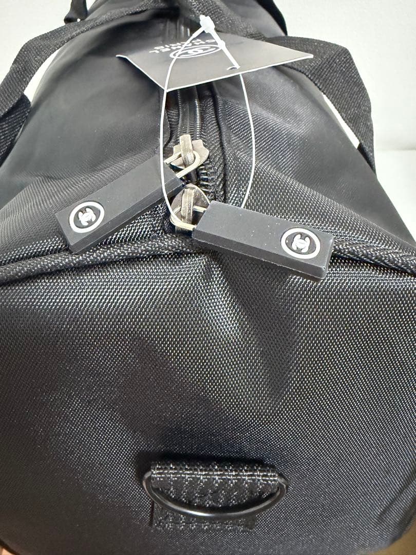 CHANEL シャネル　ノベルティ　ボストンバッグ イタリア製　黒いマーク