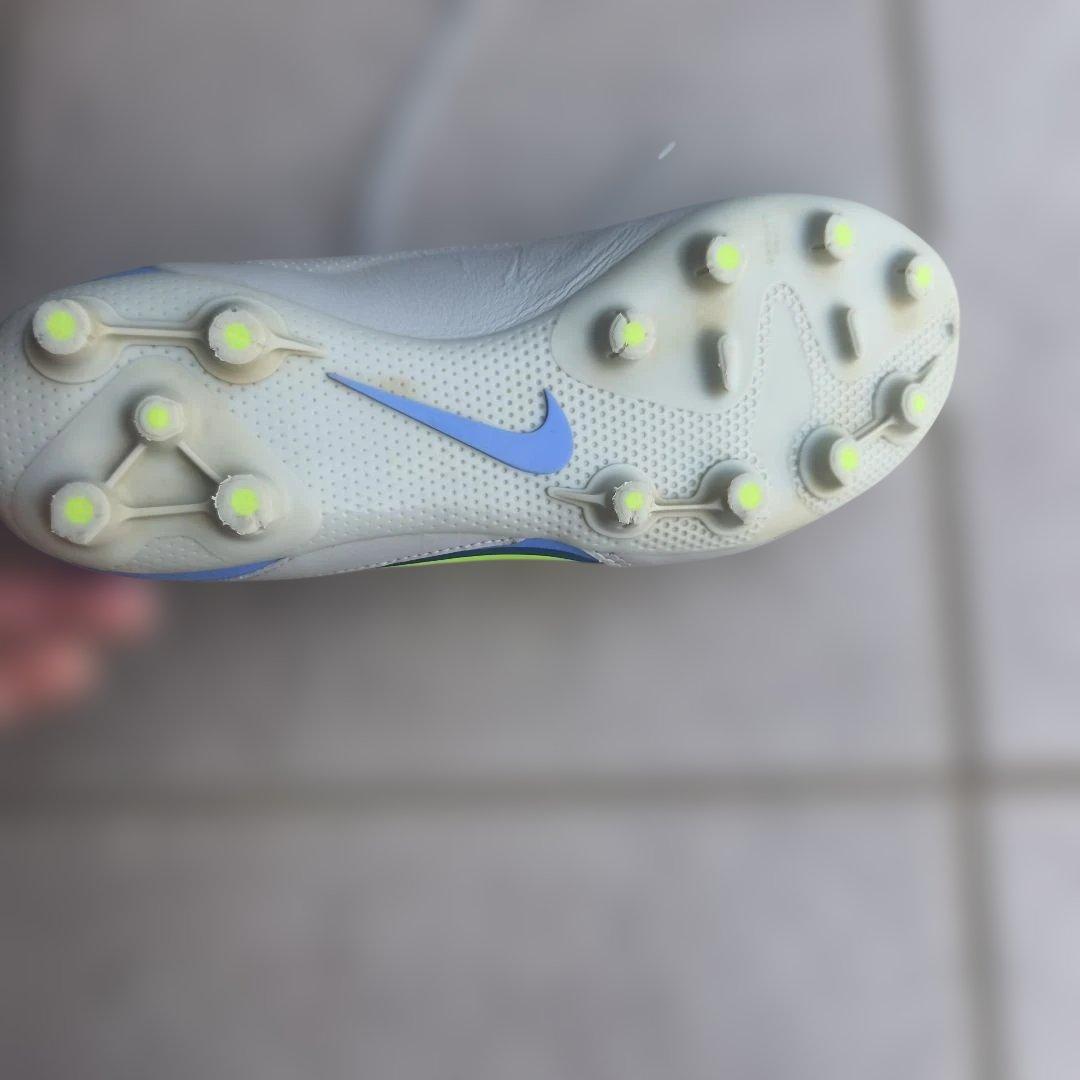 Nike Tiempo サッカーシューズ グレー/イエロー