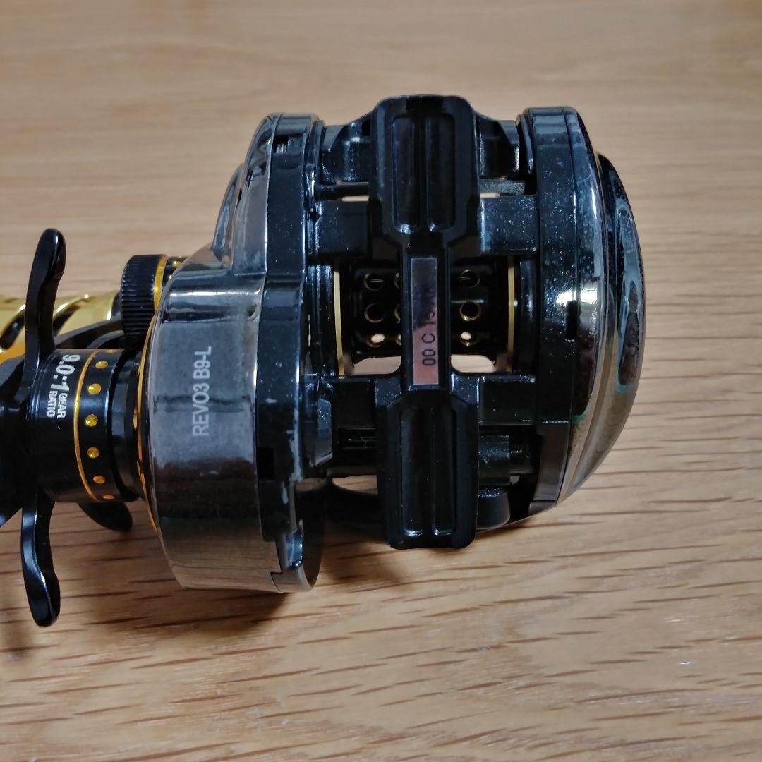 ブラック9 Abu Garcia REVO BLACK 9 - L ベイトリール