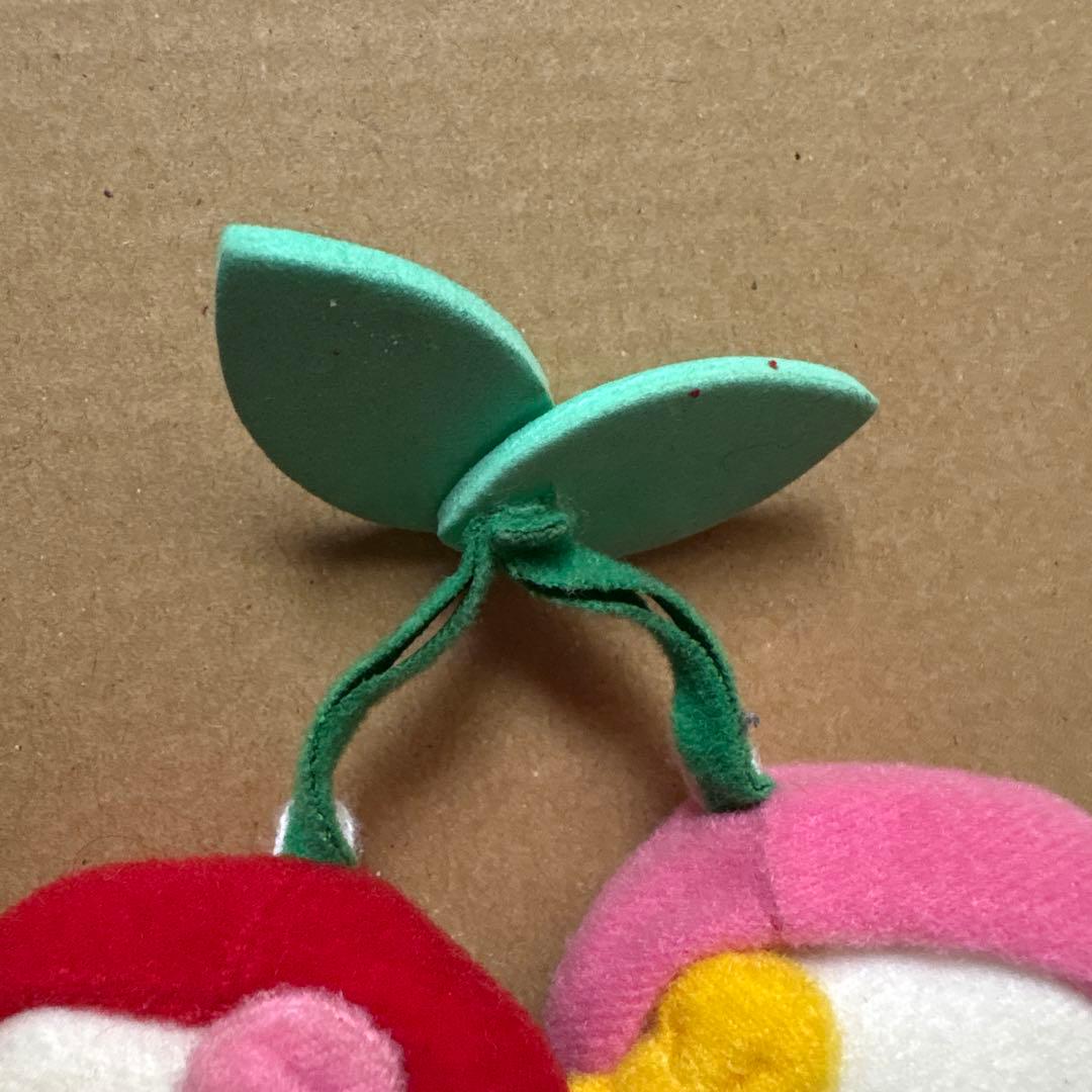 山形限定 ハローキティ さくらんぼ　ぬいぐるみキーホルダー