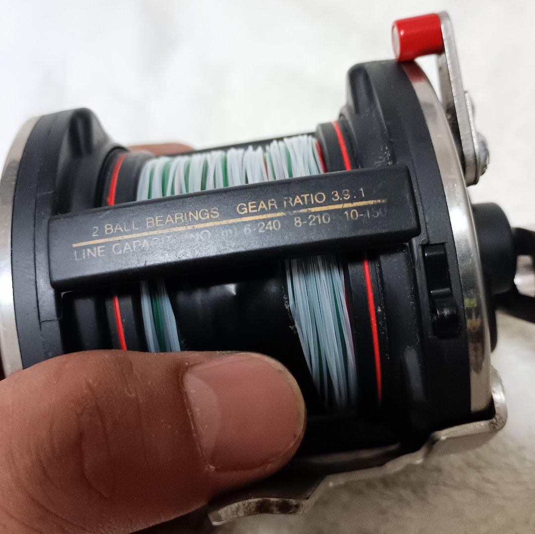 リョービセラテックAD70胴突！両軸リール新品ナイロンライン8号付