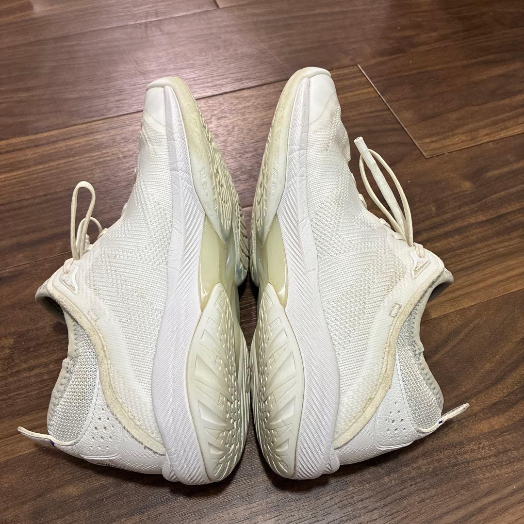 バスケットボールシューズasics