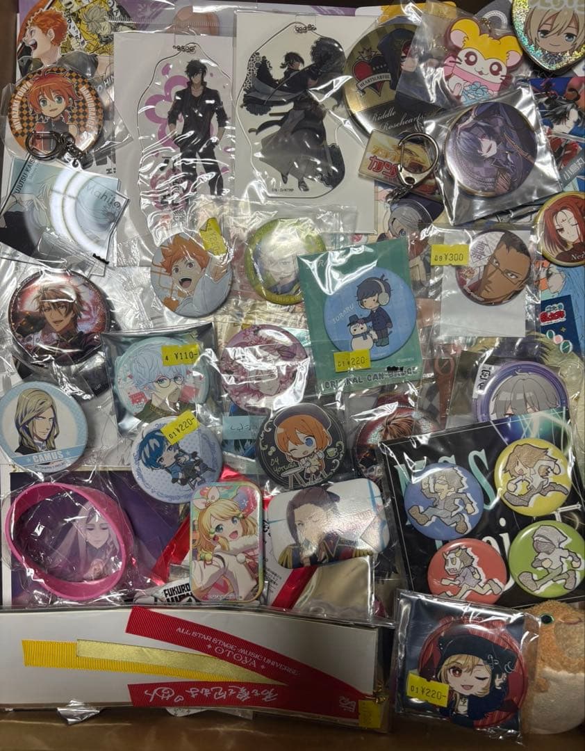 アニメ　アニメグッズ　キャラクターグッズ　まとめ売り　大量　激安　#05
