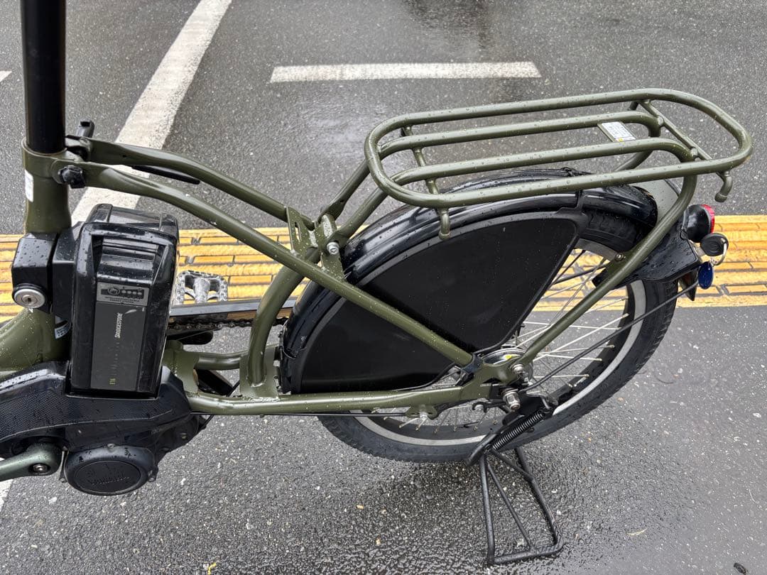 083中古ブリヂストン電動アシスト自転車　8.7Ah 大阪