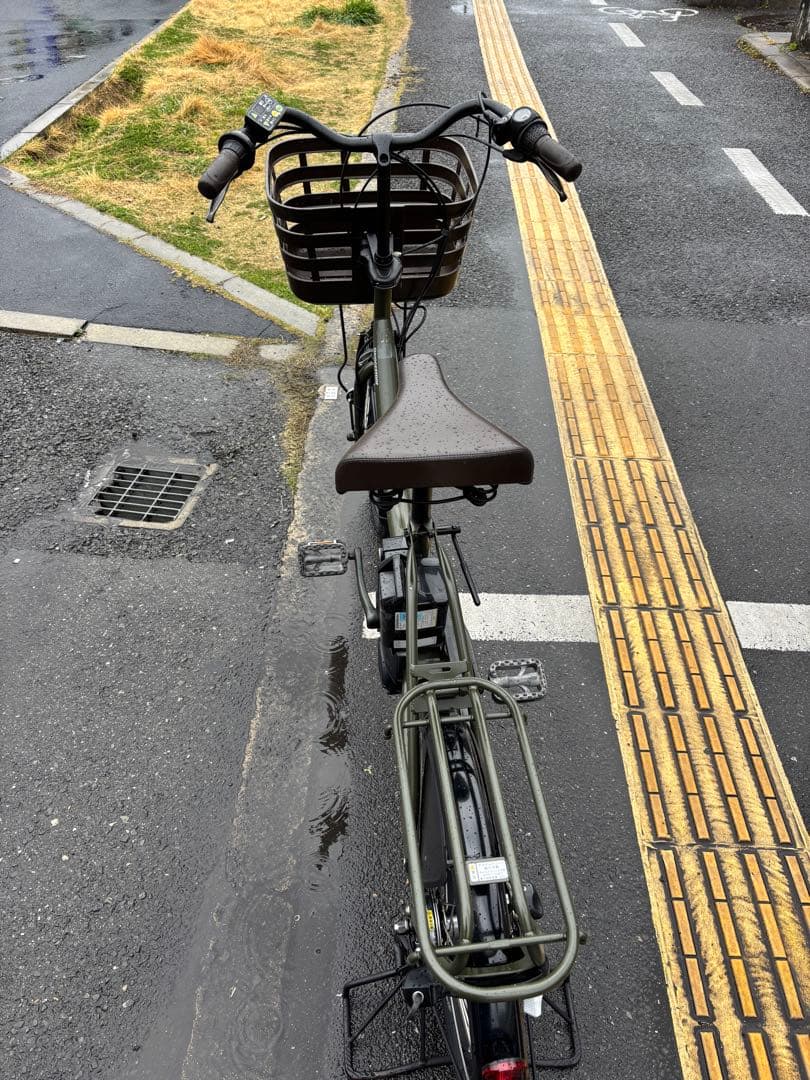 083中古ブリヂストン電動アシスト自転車　8.7Ah 大阪