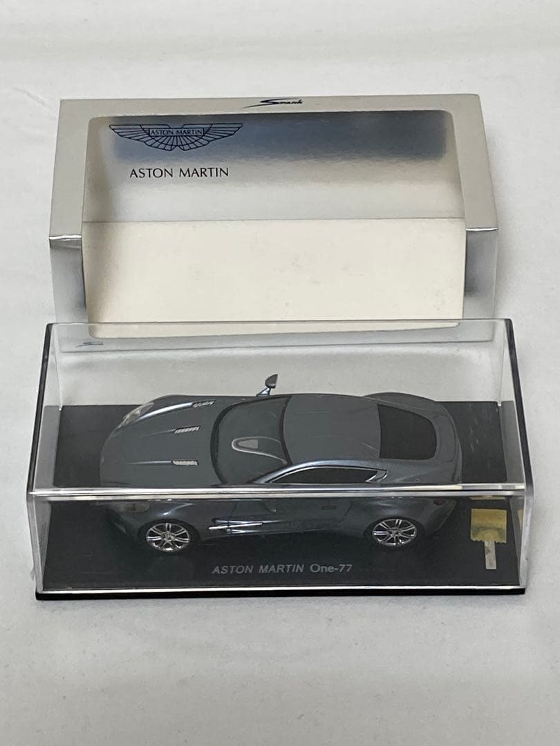 アストンマーティン one-77 スパーク製 1/43スケール