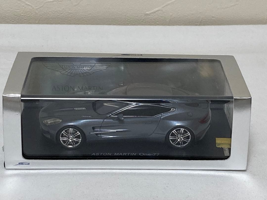 アストンマーティン one-77 スパーク製 1/43スケール