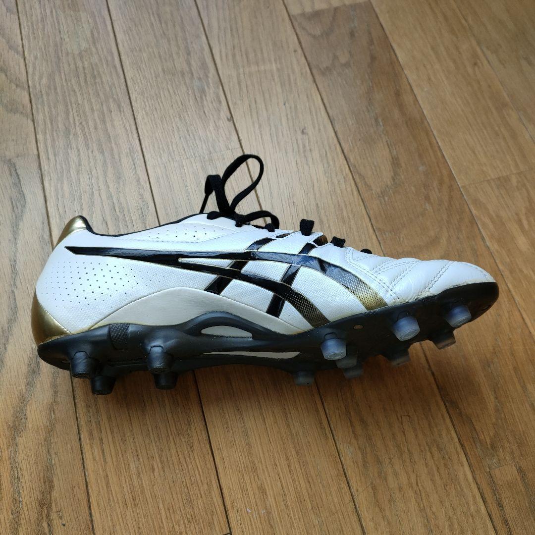 asics社製 DS LIGHT TSI724 サッカー・フットサル シューズ