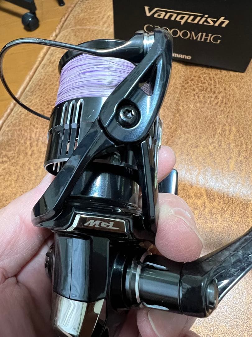 リール SHIMANO Vanquish C3000MHG