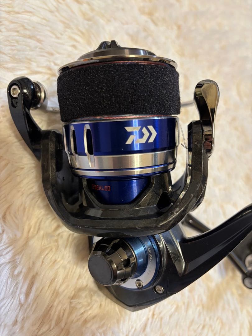 DAIWA 15 SALTIGA 4000 スピニングリール