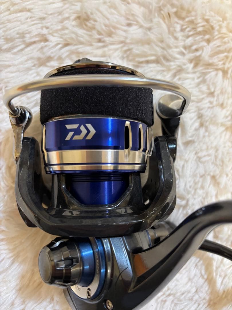 DAIWA 15 SALTIGA 4000 スピニングリール