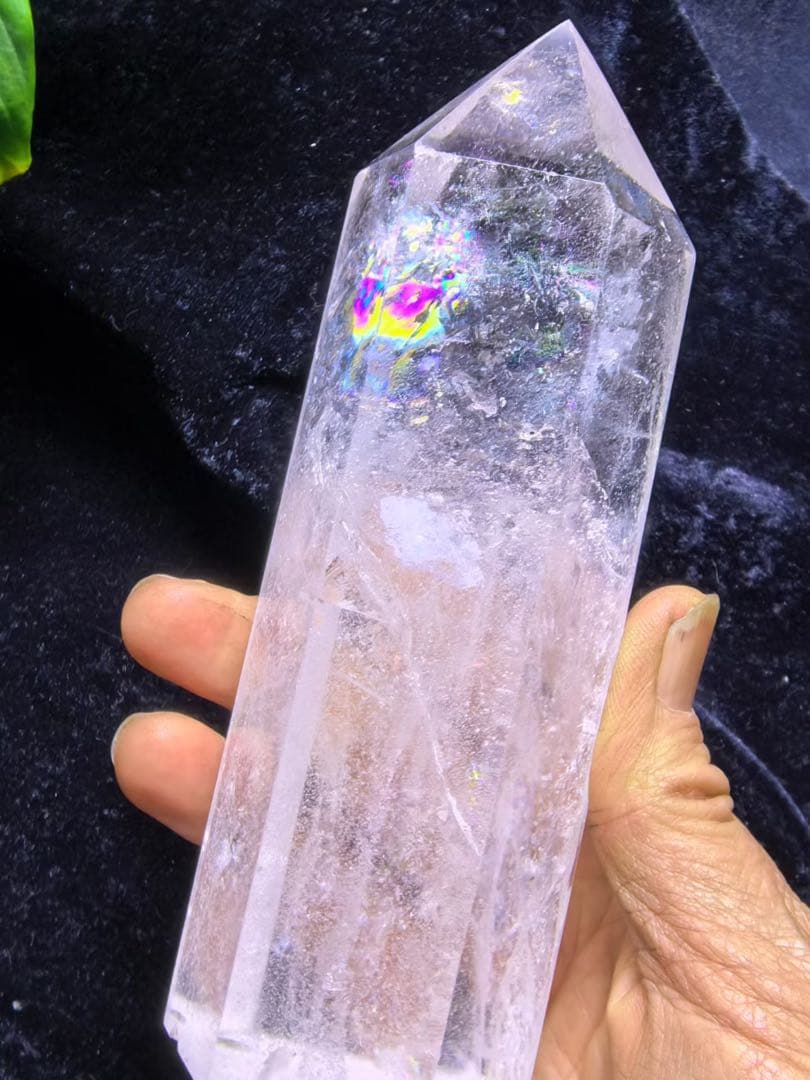 天然石 147mm虹付き水晶のポイント　置物 YY862