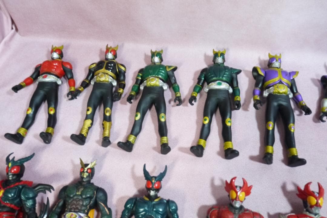 ライダーヒーローシリーズ　仮面ライダークウガ・アギト・怪人　ソフビ39体