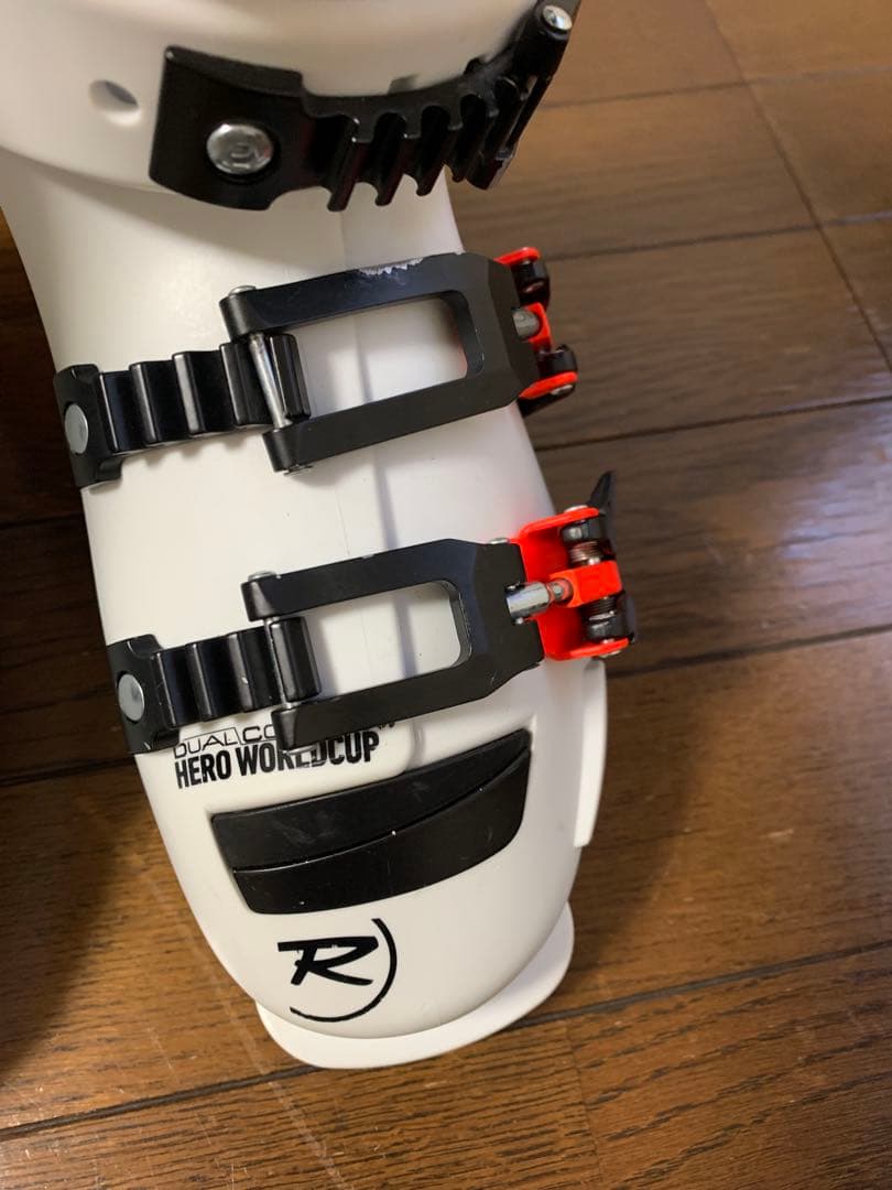 ROSSIGNOL HERO 21-22モデル スキーブーツ