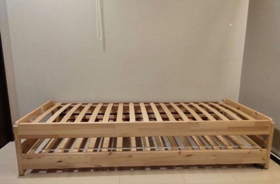 【りんご】IKEA ウトーケル　スタッキングベッド　2個で1セット