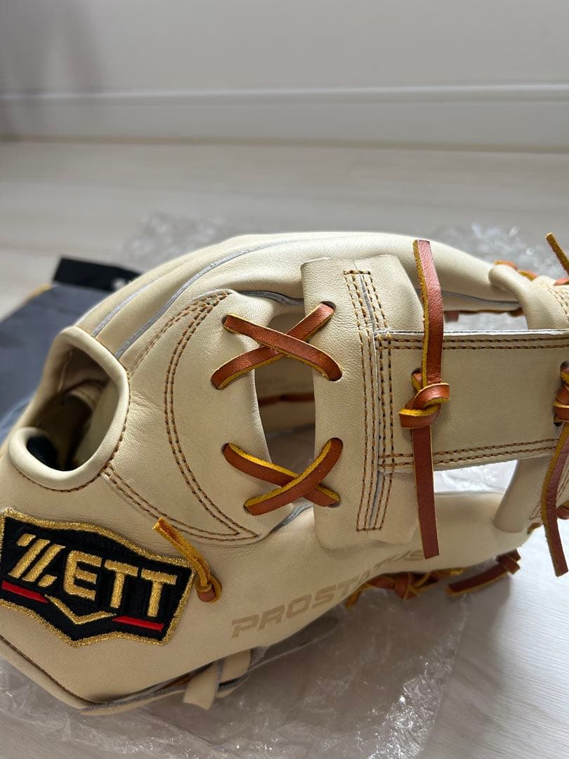 ゼット　ZETT プロステイタス　軟式　今宮選手モデル　新品未使用