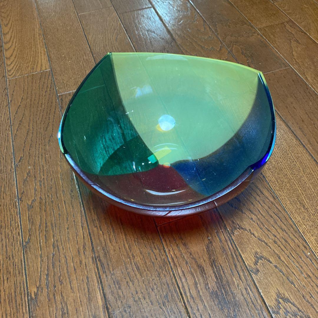 ガラス　ボール型　食器　カラフル