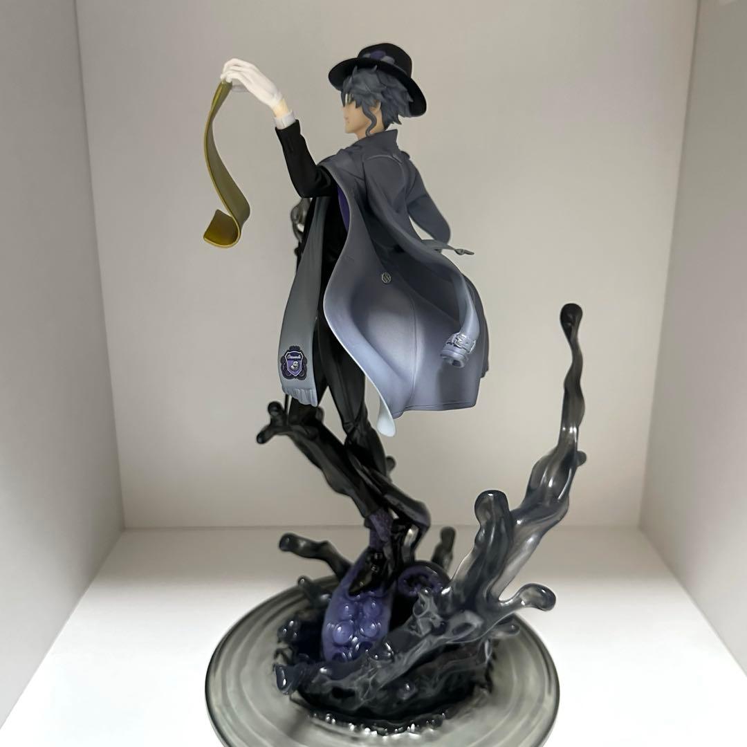 ツイステ　アズール　フィギュア　1/8スケールフィギュア