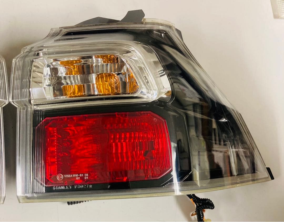 ホンダ　ステップワゴン　RG1 テールランプ　左右セット