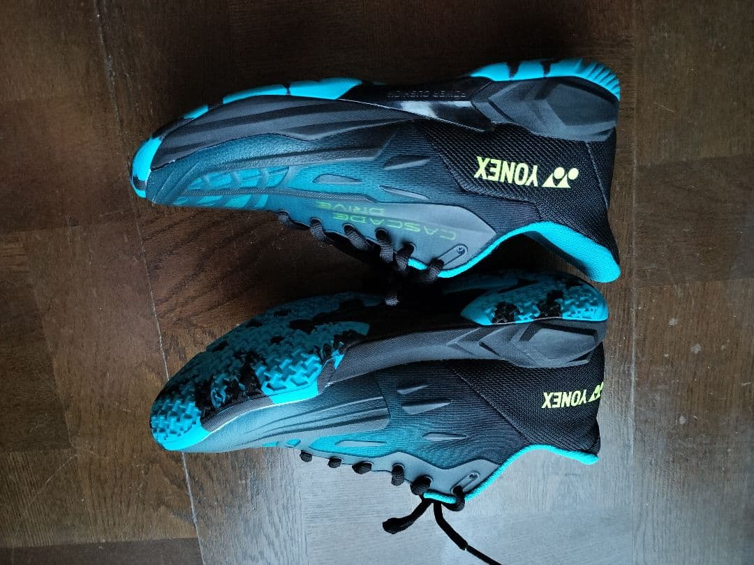 YONEX エアラスター シューズ 青黒