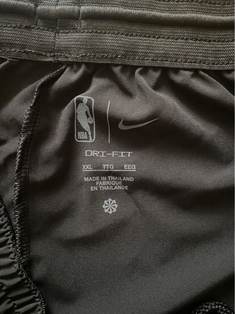 NIKE/ナイキ レイカーズ　バスパン　HM7380-010