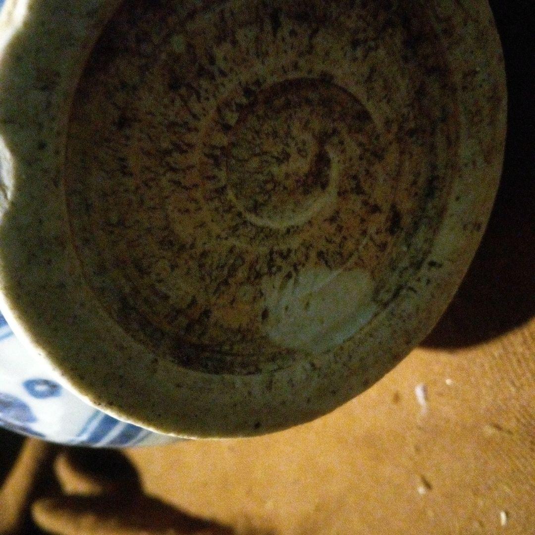 中国陶磁器　明人物　青白磁 手描き花瓶