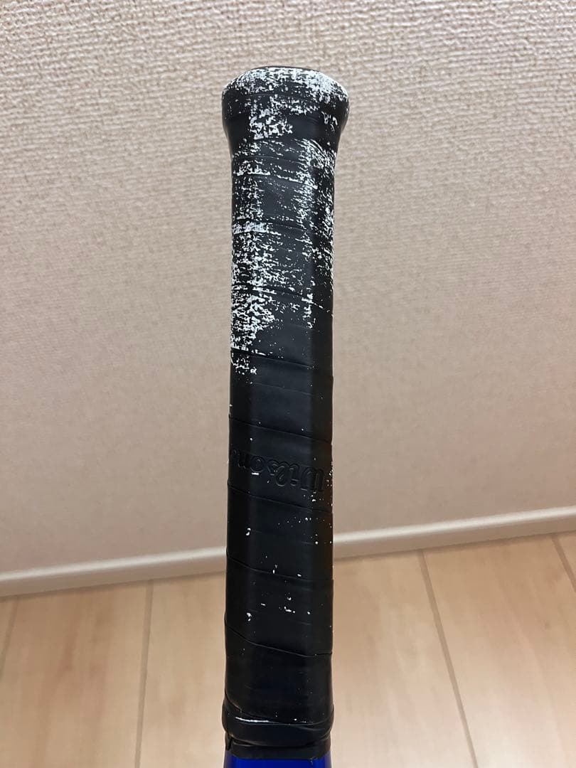 テニスラケット　Wilson ULTRA TOUR 98 V5