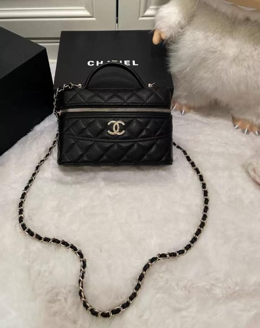 VIP❤非売品 限定 ブラック キルティングバッグ ~~~