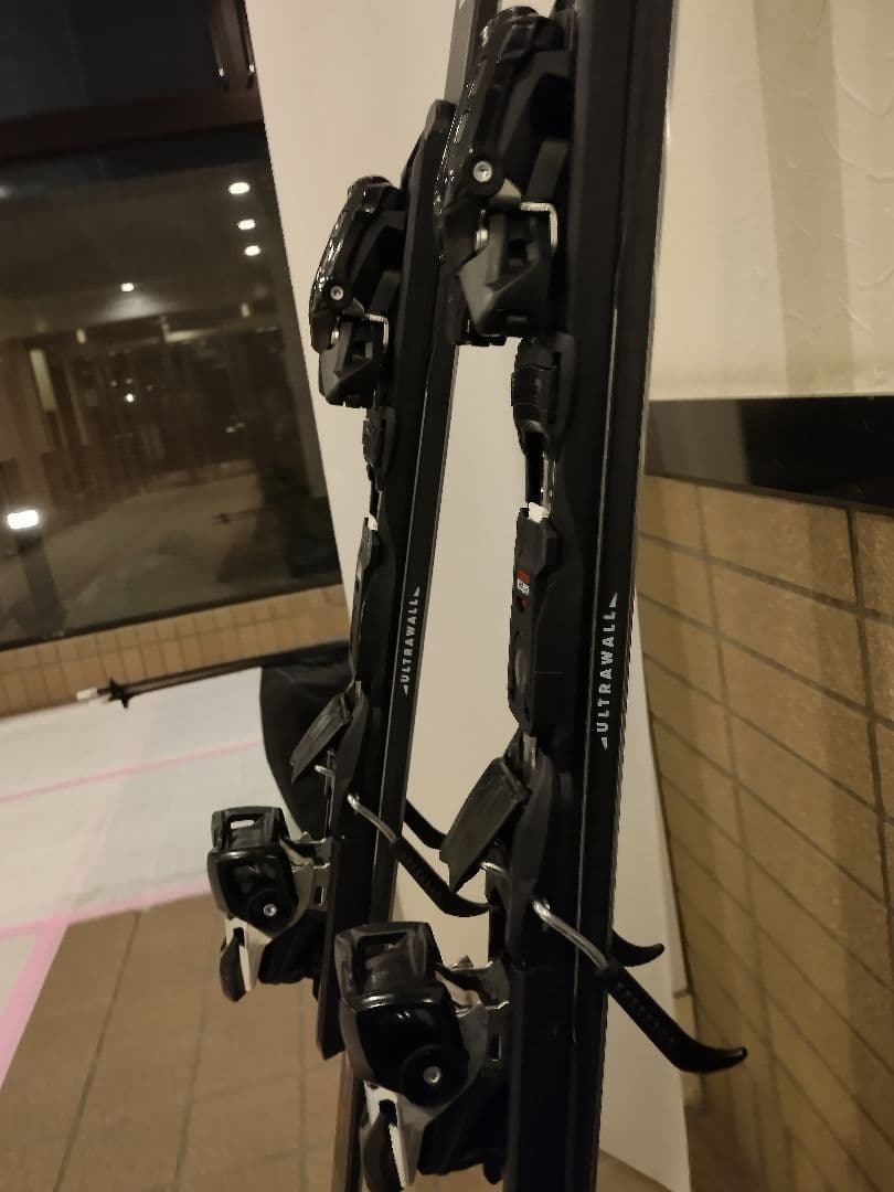 ATOMIC アトミック　2025モデル REDSTER レッドスター X9i