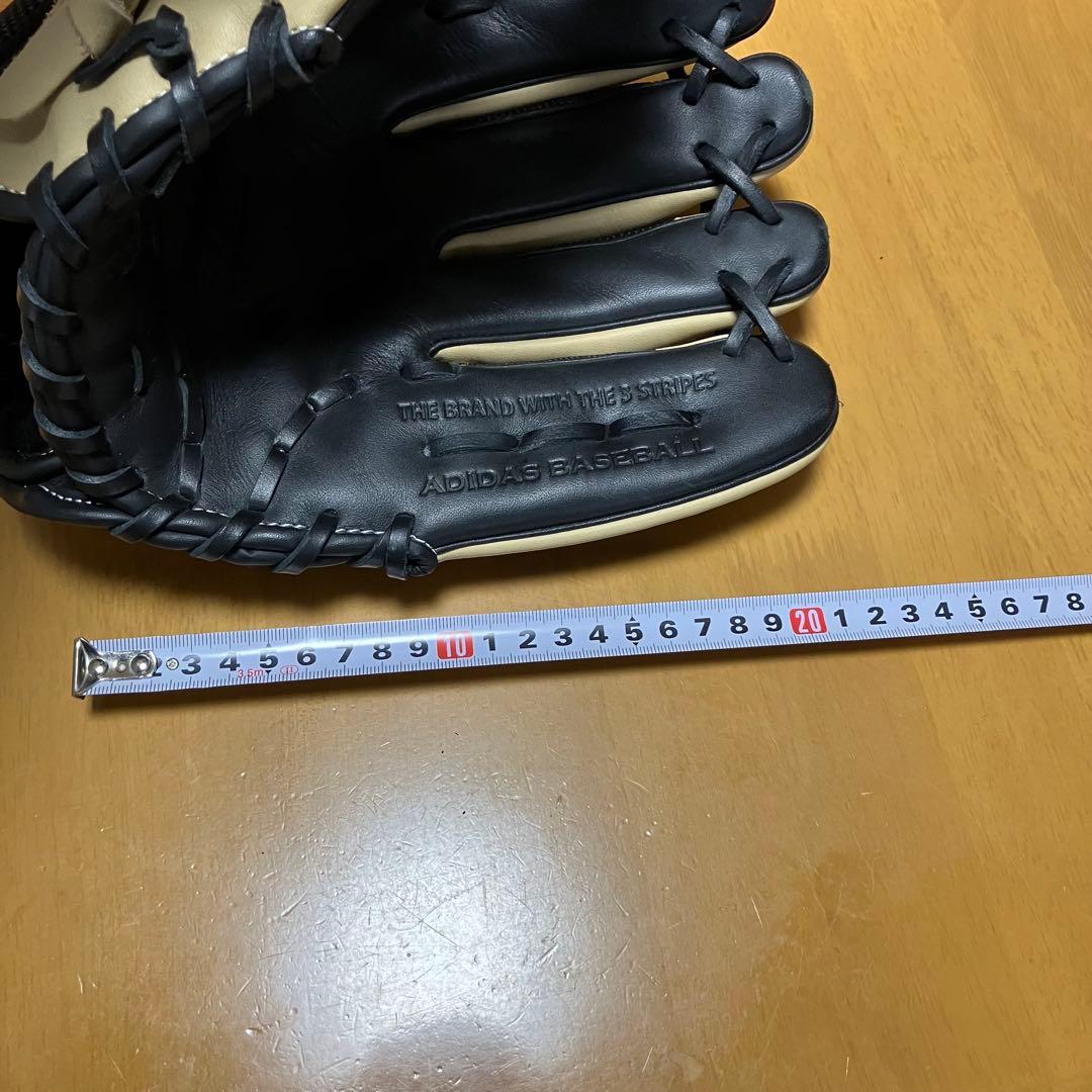 adidas グローブ　アディダス 野球　ブラック ベージュ　キャメル　グラブ
