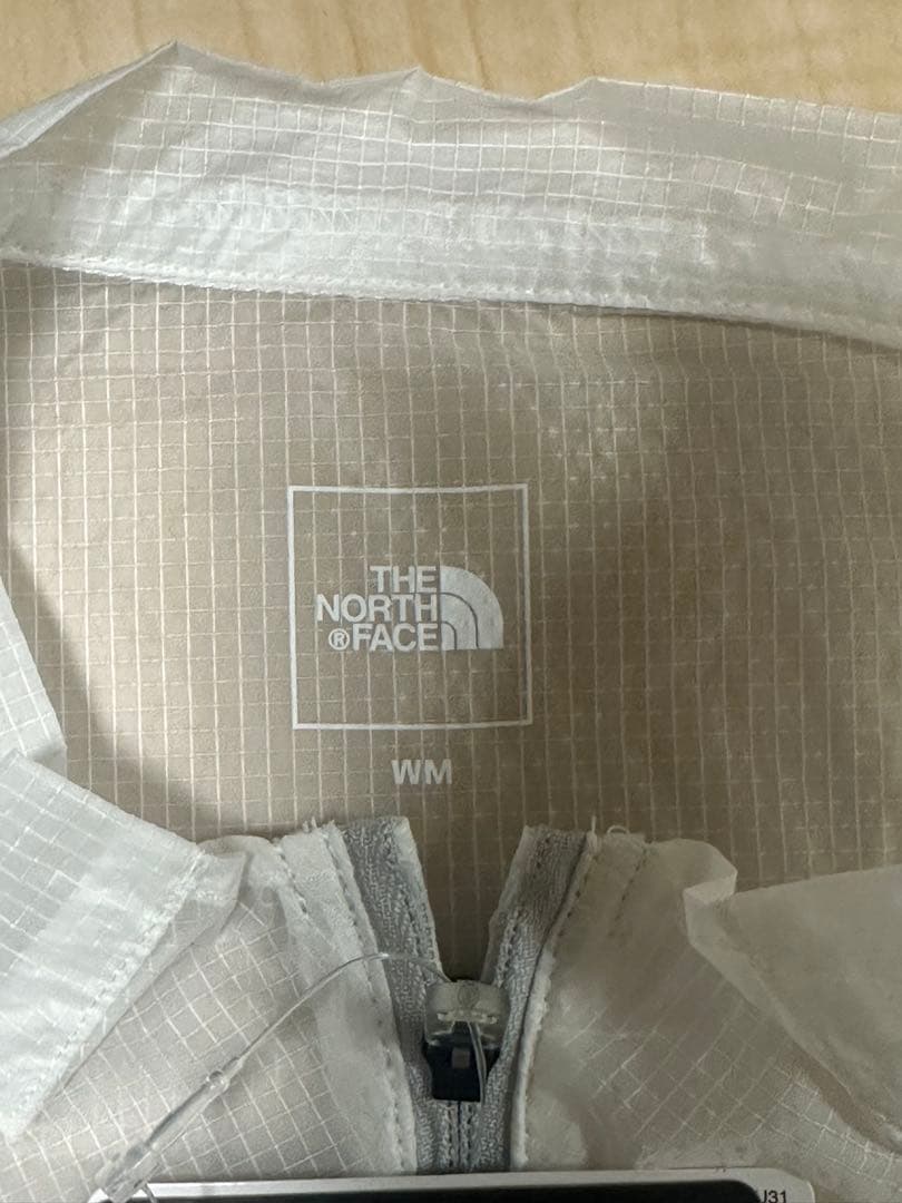 ノースフェイス　FLT Insulate Jacket NP72576