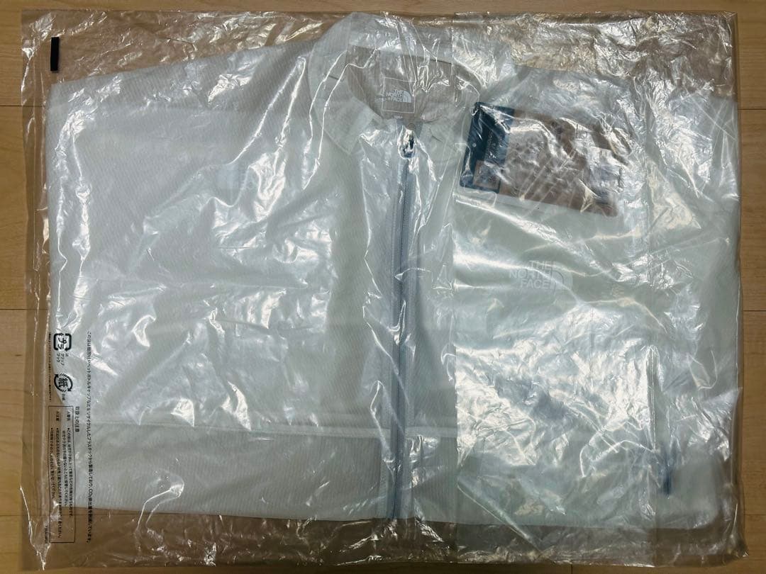 ノースフェイス　FLT Insulate Jacket NP72576