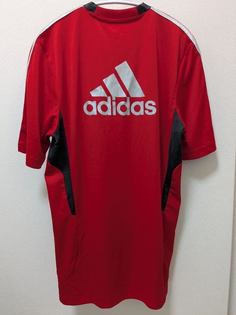 adidas リヴァプール　トレーニングウェア　　アディダス　Lサイズ　サッカー