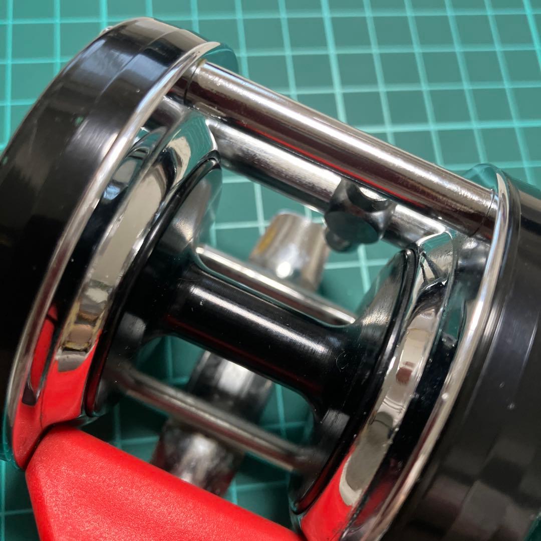 ABU Ambassadeur 5600C ベイトリール　赤ベロ