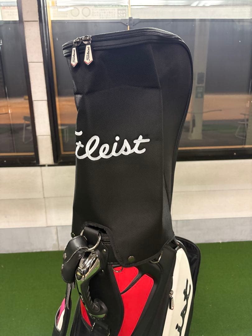 Titleist ツアーモデルキャディバック中古美品　タイトリスト