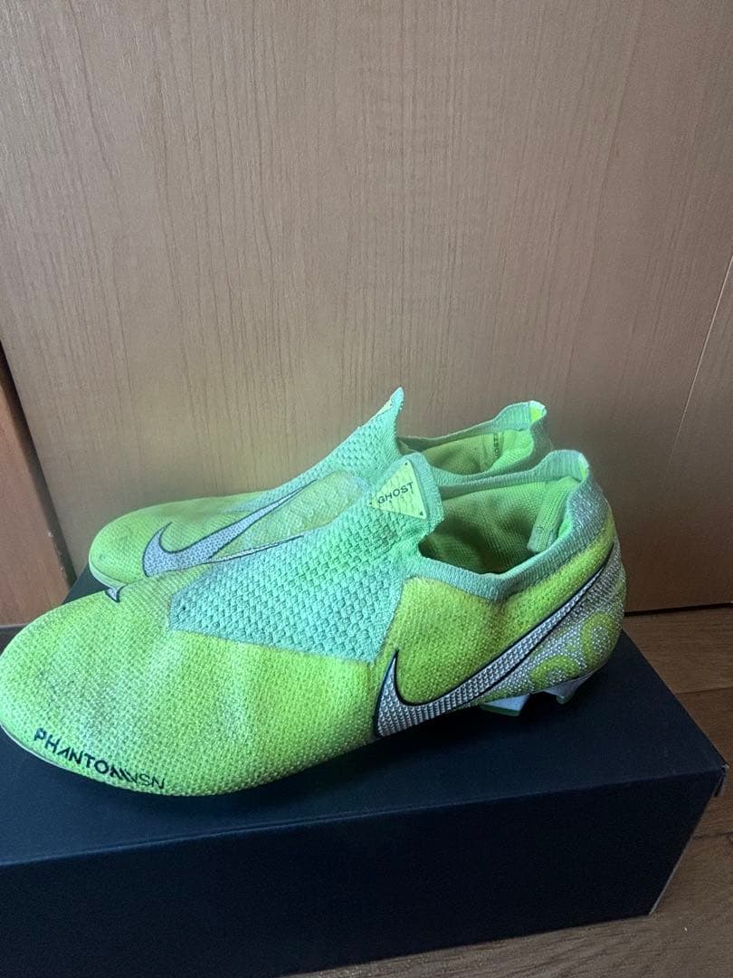 Nike Phantom GT イエロー スパイク 25.5