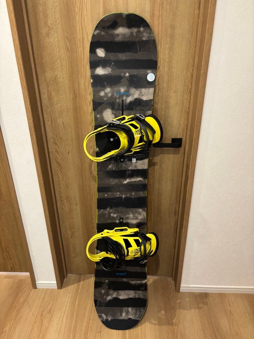 Burton BLUNT 154 スノーボード・ビンディングセット ケース付