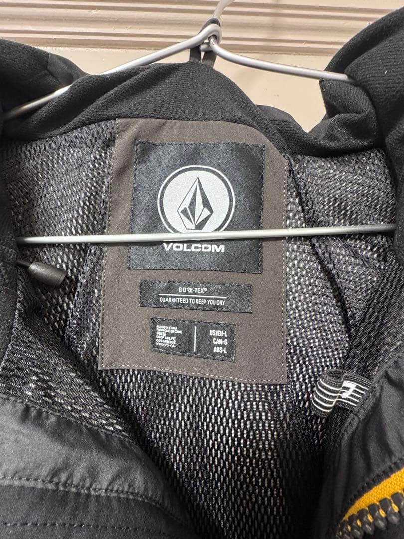VOLCOM GORE-TEX スノーボードジャケット L
