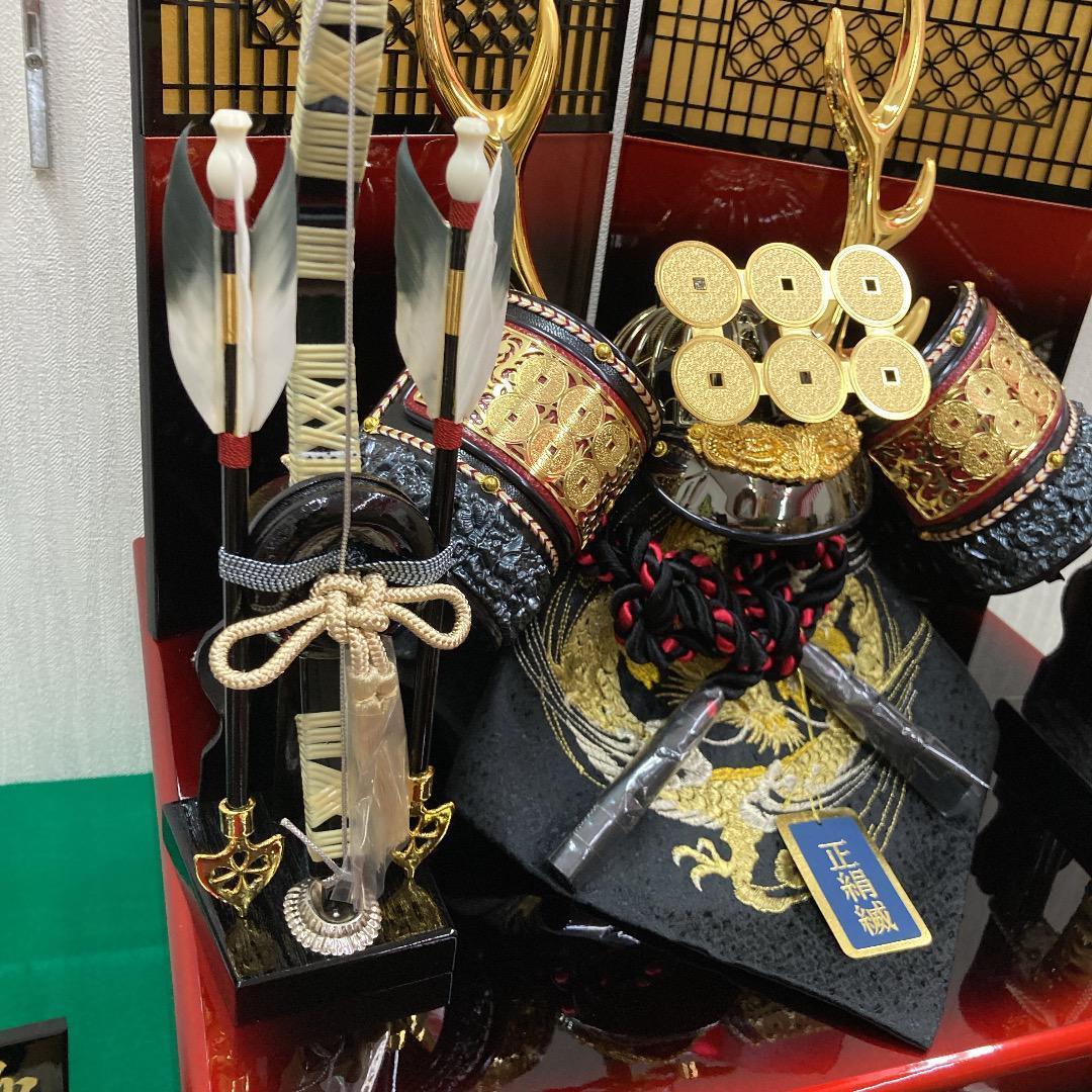 F5 格安特価！兜収納飾り　収納兜飾り　真田兜収納　台巾40㎝位　五月人形兜飾