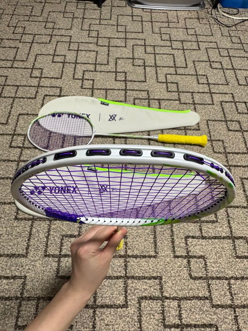 ヨネックス アストロクス100zz VA 4UG5 2本セット(別売可能)