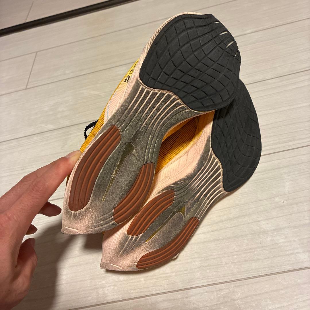 【美品】Nike ZoomX Vaporfly NEXT% 2 26cm