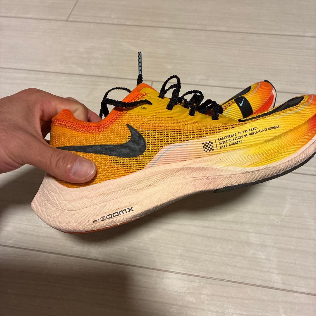 【美品】Nike ZoomX Vaporfly NEXT% 2 26cm