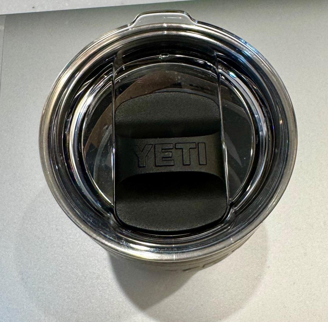 新品 YETI RAMBLER 8oz CUP 最新色【CAPE TAUPE】