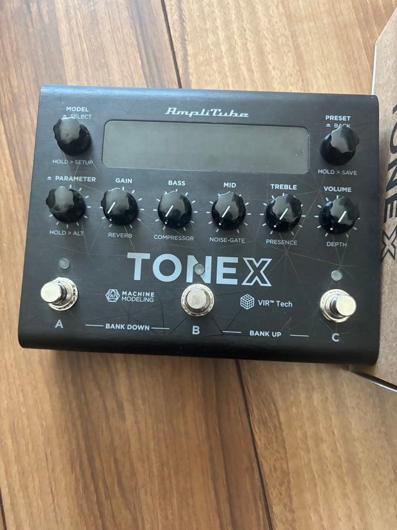 AmpliTube TONEX ペダル
